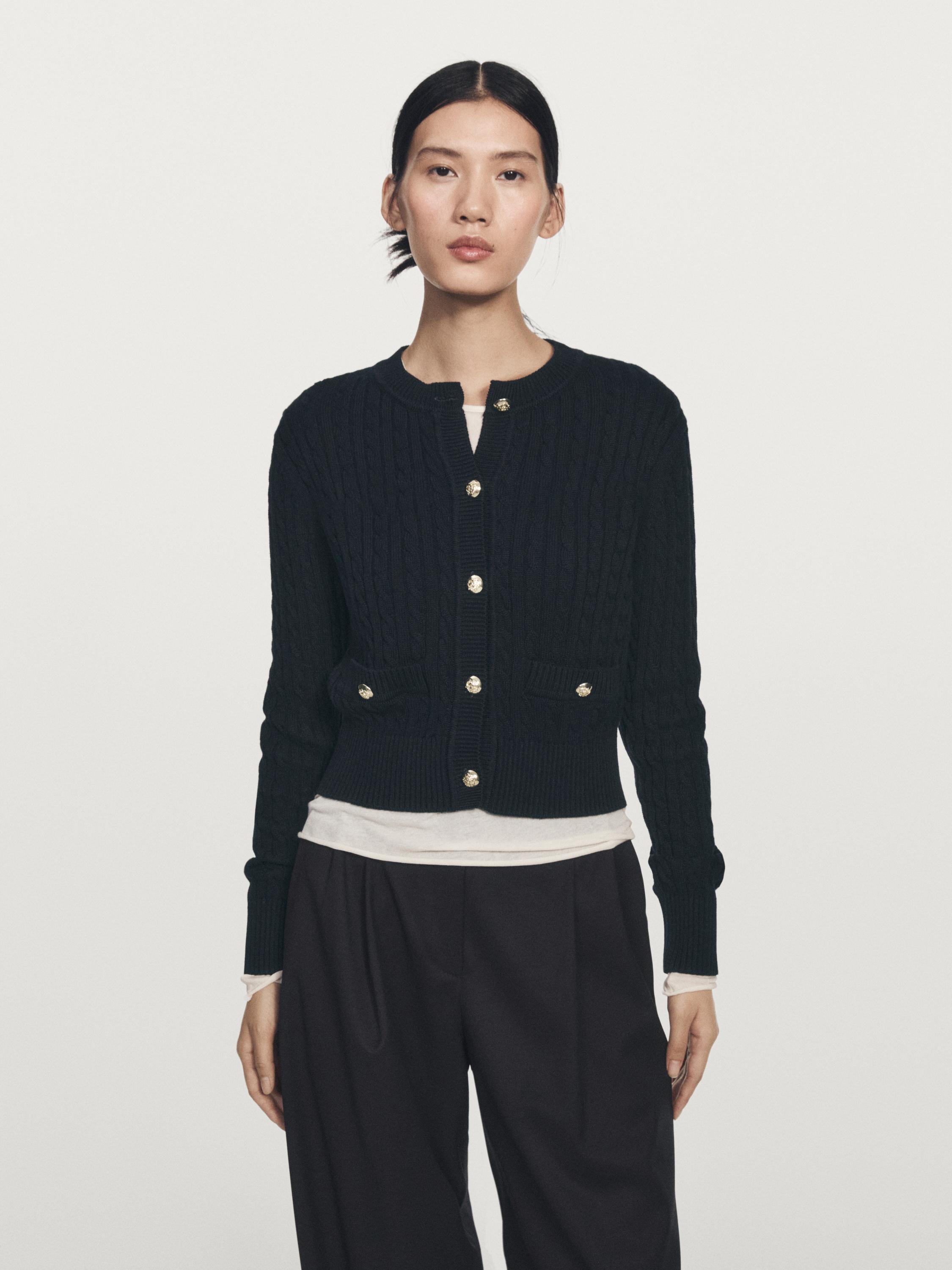 Cardigan tressé avec boutons dorés